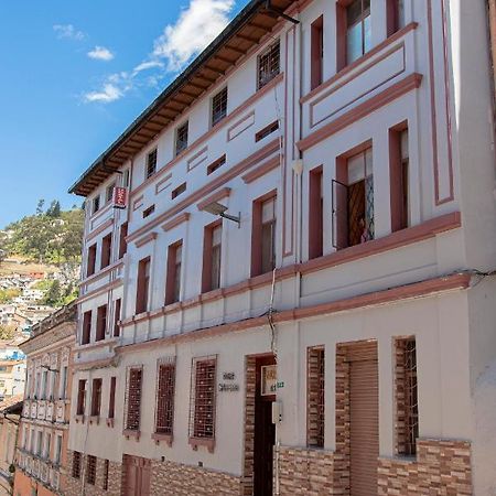 Hostal Carlos Luis Quito Dış mekan fotoğraf