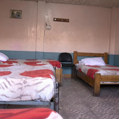 Hostal Carlos Luis Quito Dış mekan fotoğraf