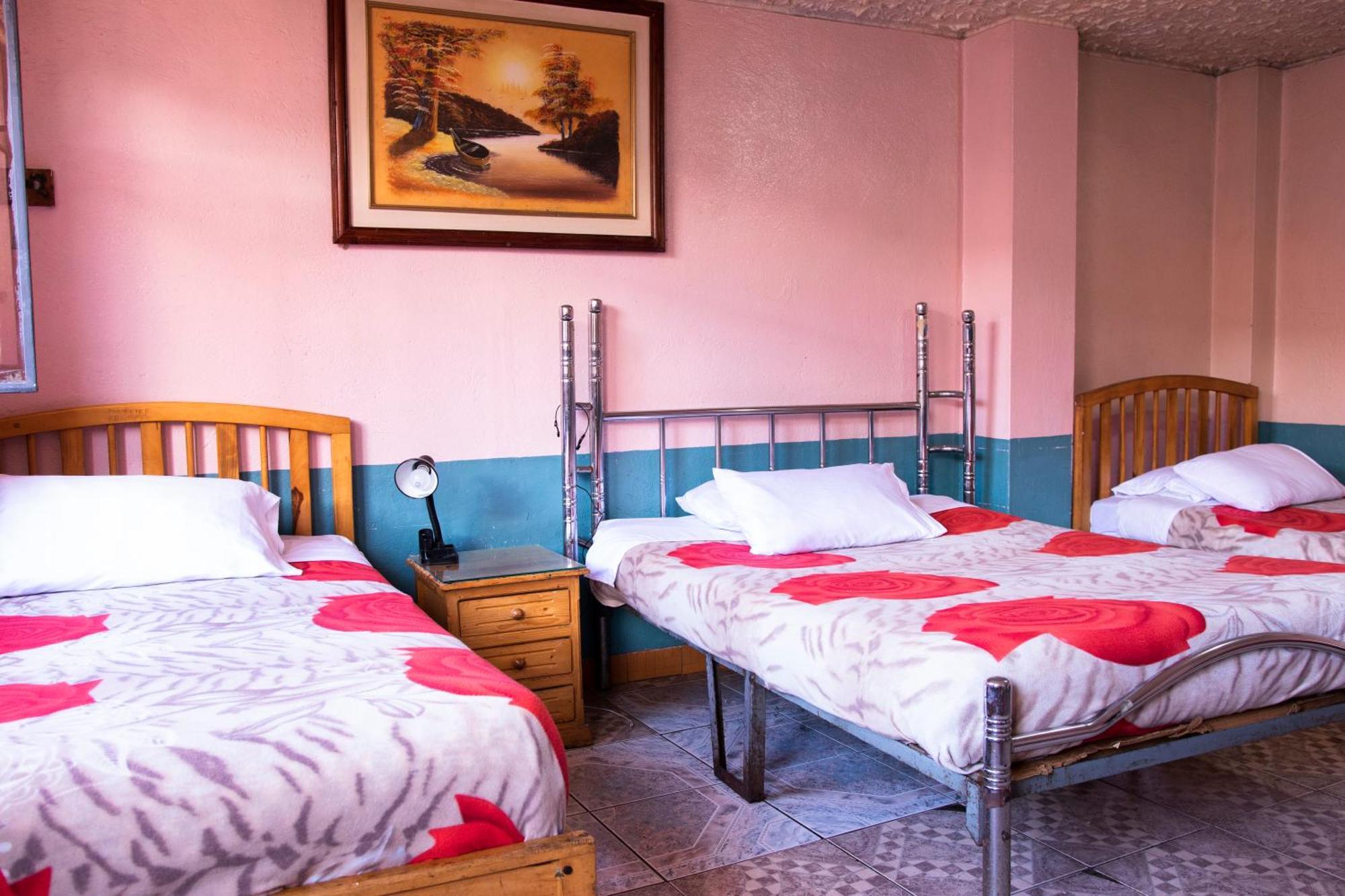 Hostal Carlos Luis Quito Dış mekan fotoğraf